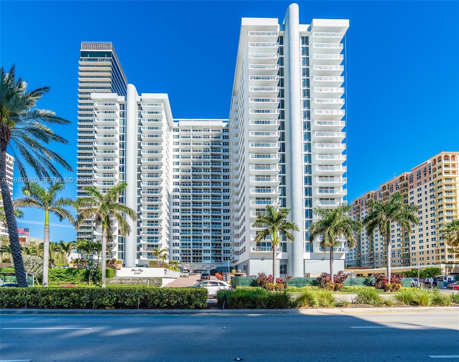 PARKER PLAZA CONDO ESTATE · #1127 in Hallandale Beach - Photo 39