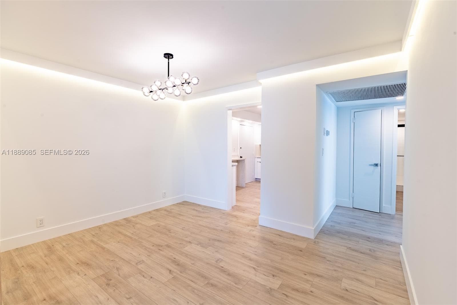 PARKER PLAZA CONDO ESTATE · #1127 in Hallandale Beach - Photo 8