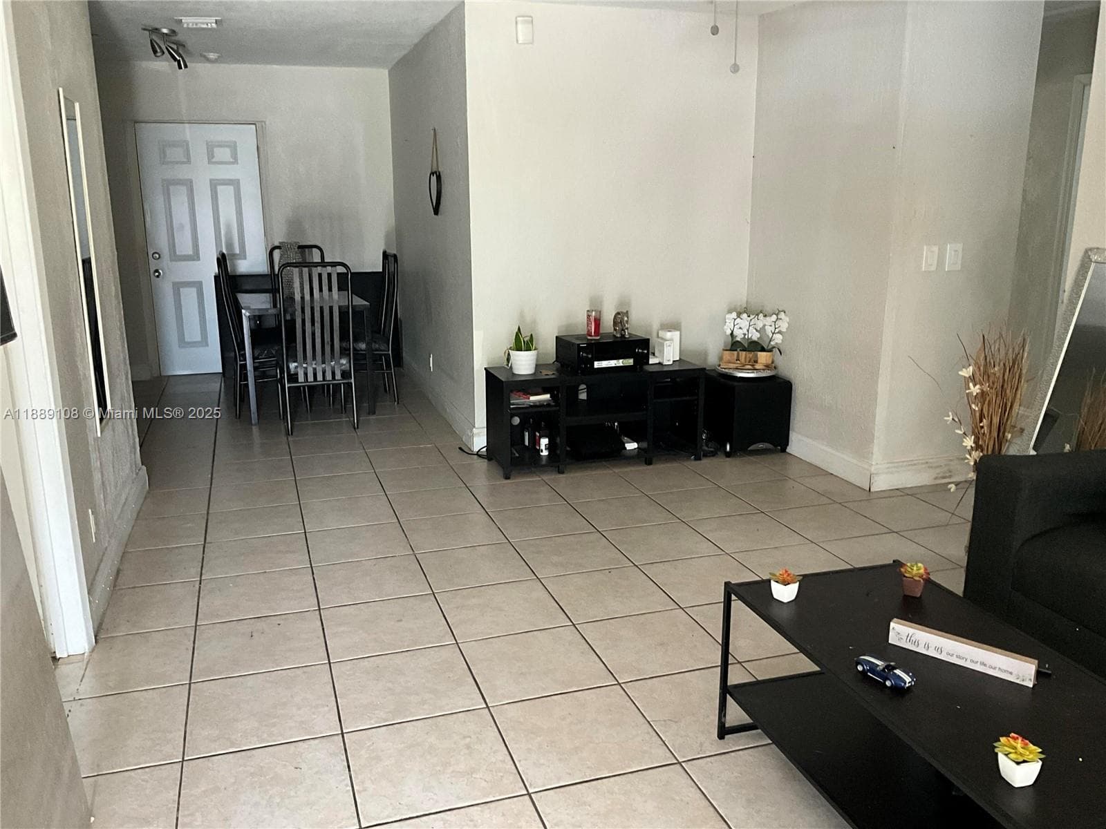 720 NW 38th Ave photo 14