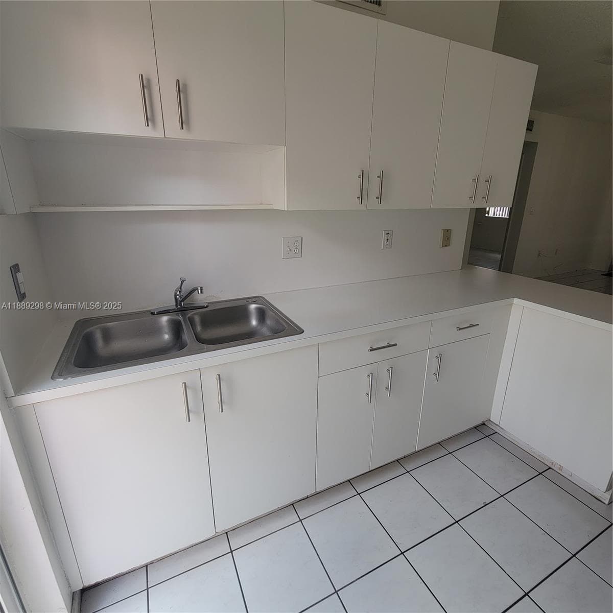 DORAL COURT CONDO · #102 in Doral - Photo 6