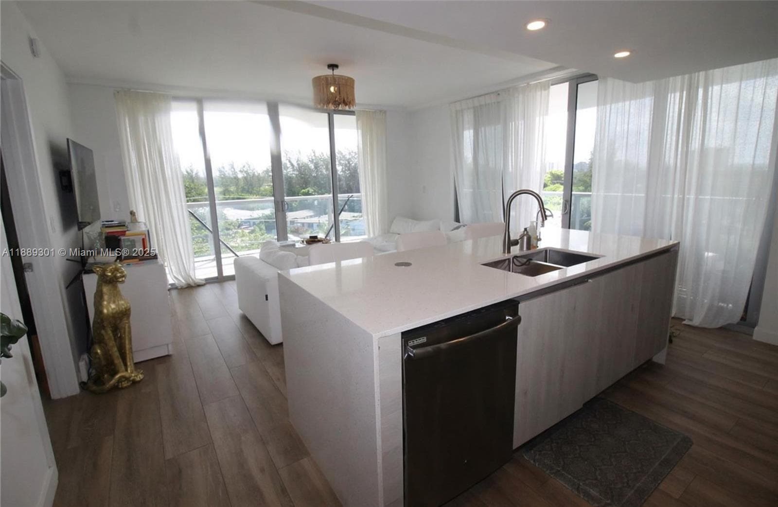 THE HIGHLANDS CONDO · #510 in North Miami Beach - Photo 4