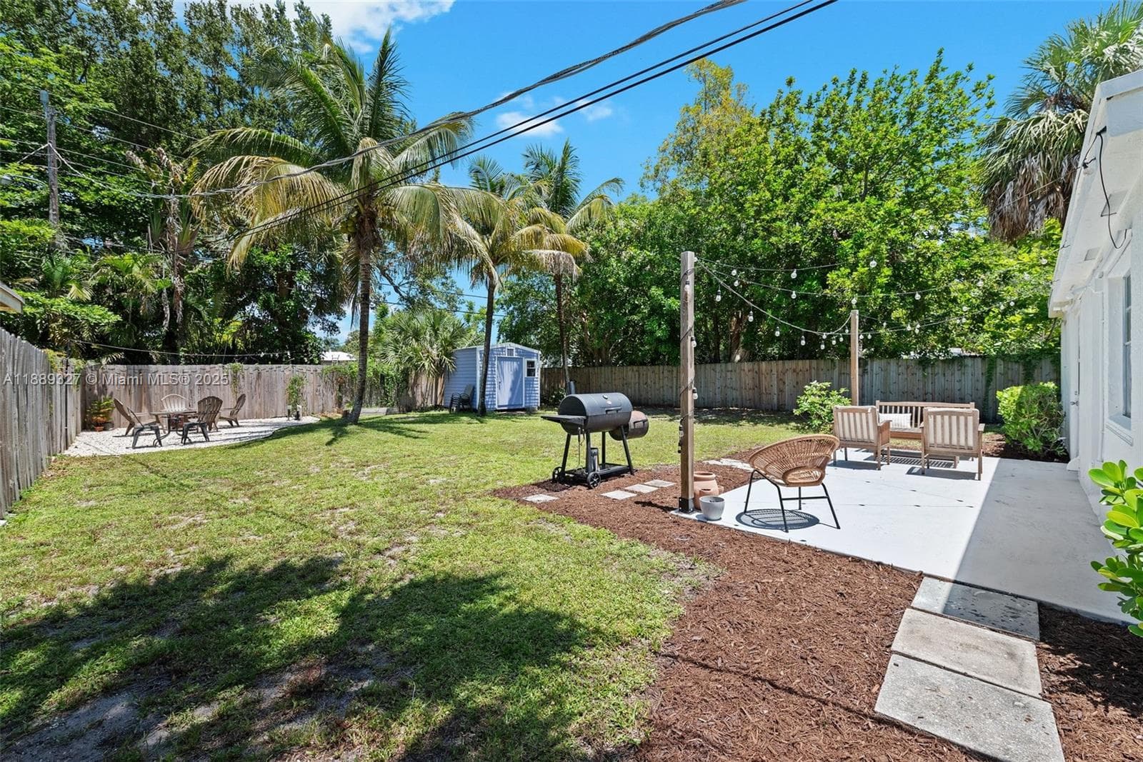 1480 SW 26th Ave photo 2