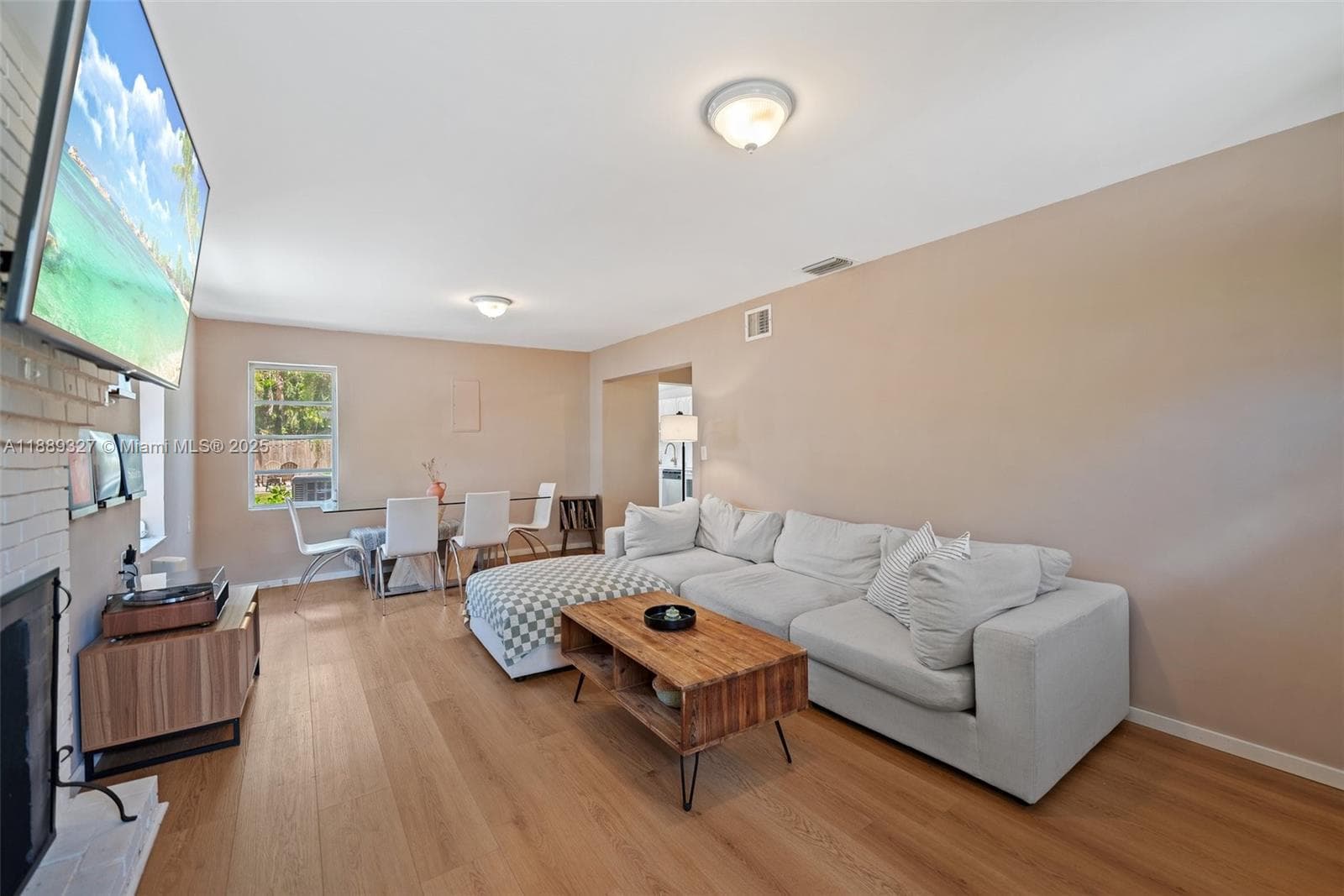 1480 SW 26th Ave photo 6