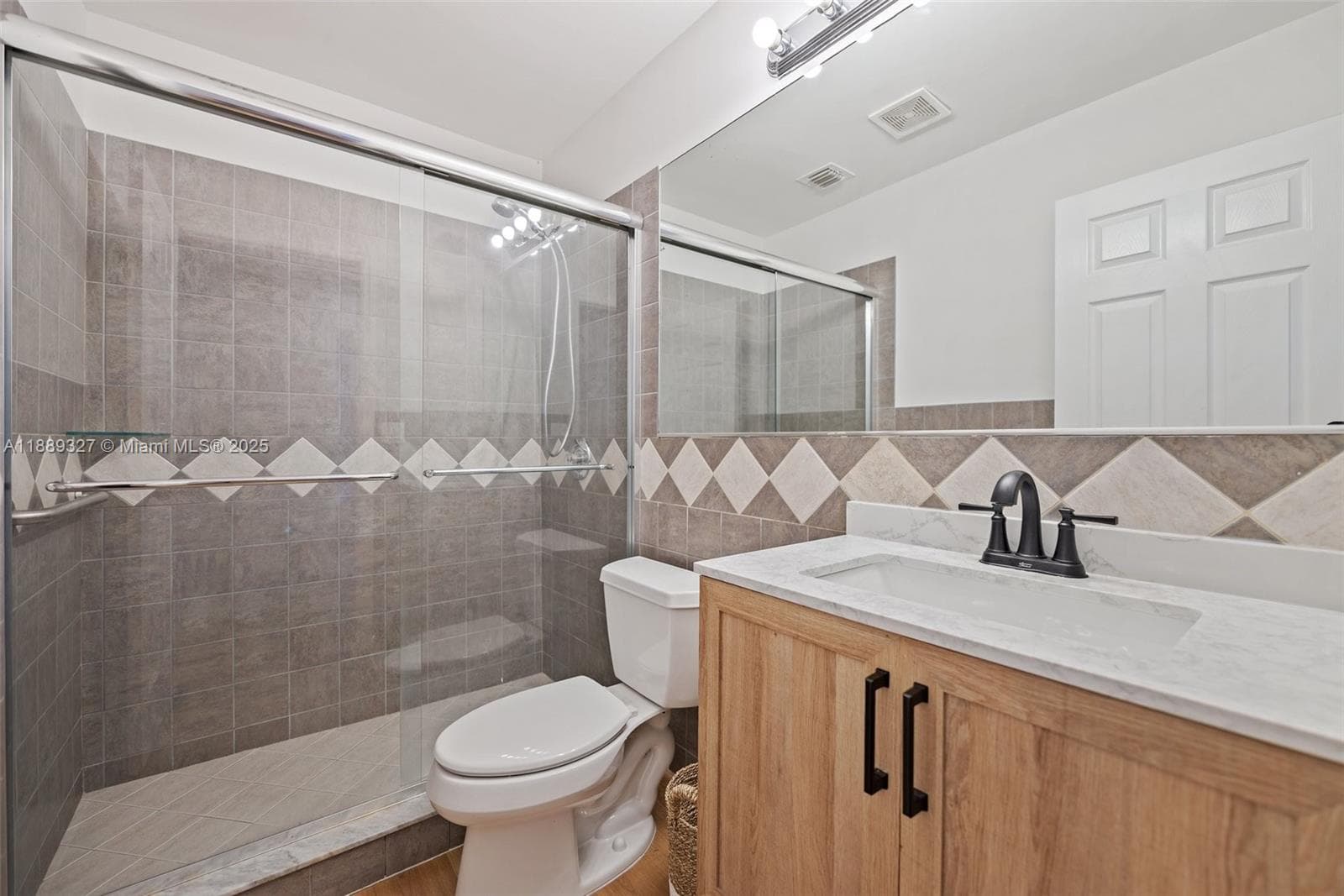 1480 SW 26th Ave photo 22
