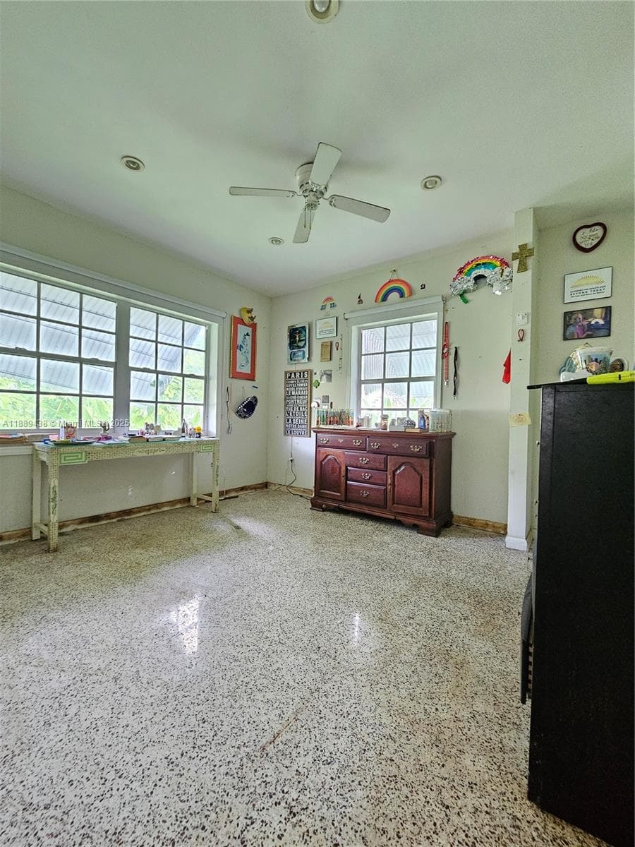 11500 N Miami Ave photo 11