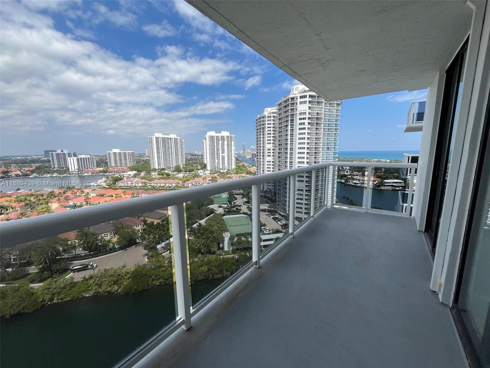 WATERVIEW CONDO · #2132 in Aventura - Photo 1