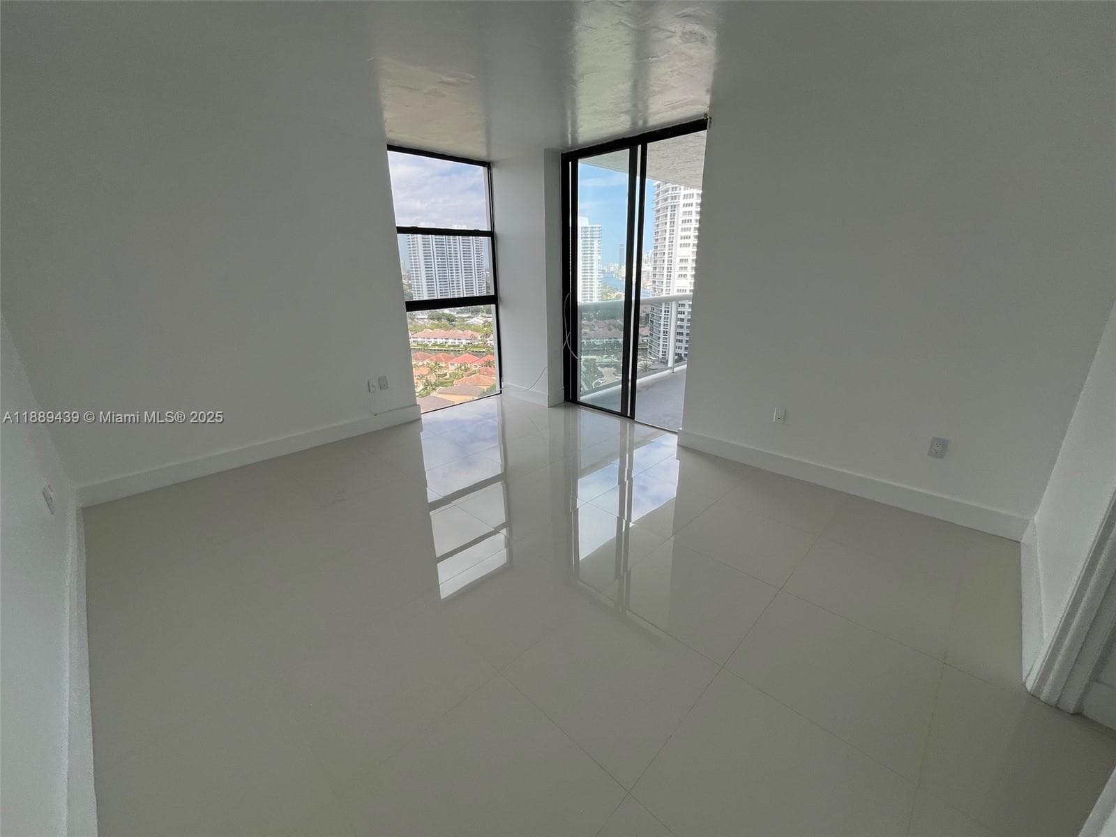 WATERVIEW CONDO · #2132 in Aventura - Photo 21