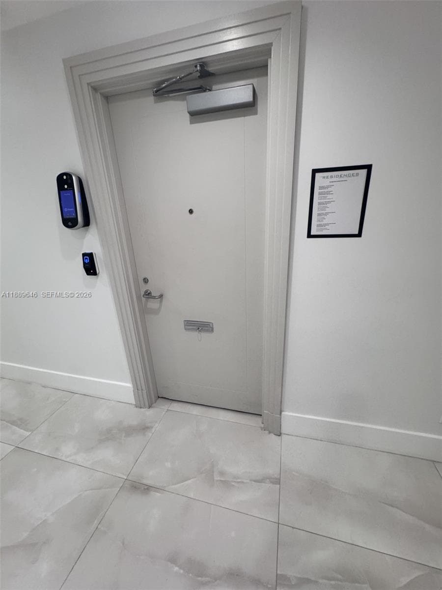 The Residences · #907 in Hollywood - Photo 7