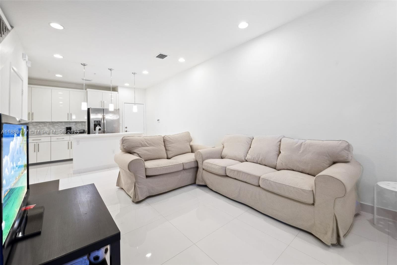 WEITZER AVENTURA PLACE CO · #209 in Miami - Photo 5