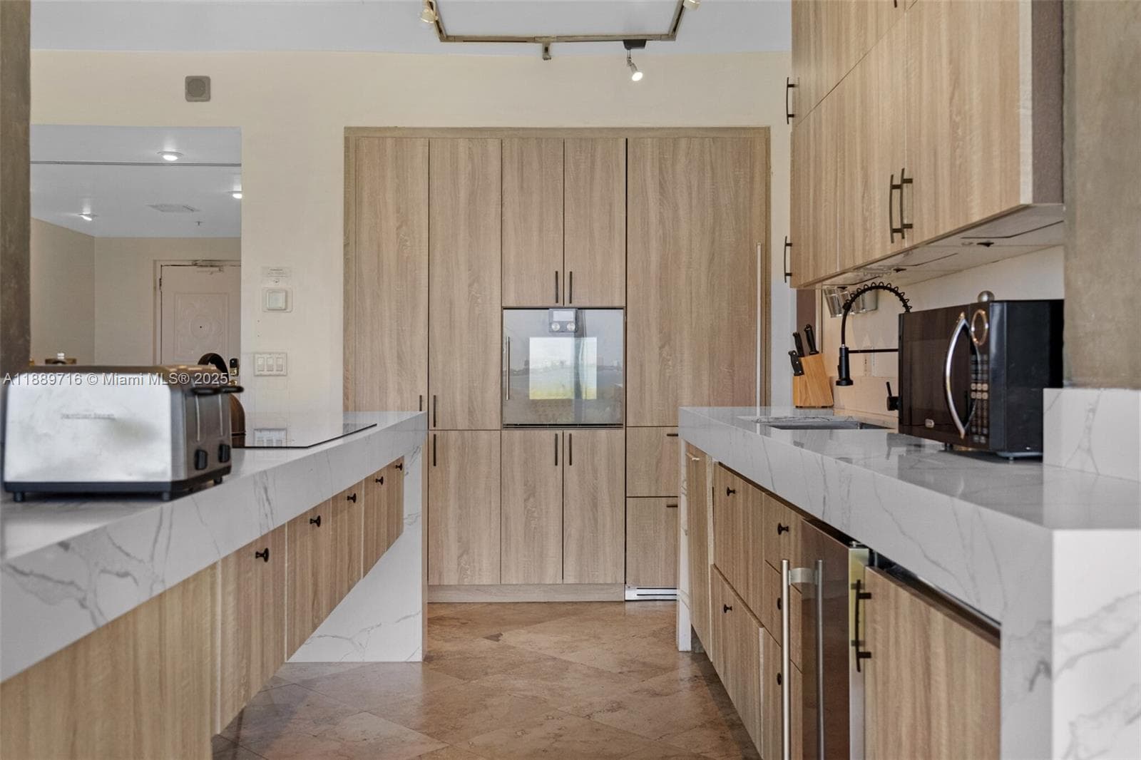 THE FLATS AT MORNINGSIDE · #PH-3 in Miami - Photo 5