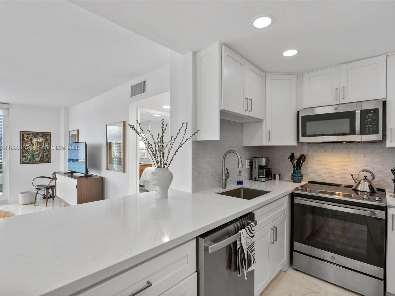 BIRCH CREST APARTMENTS IN · #16I in Fort Lauderdale - Photo 12