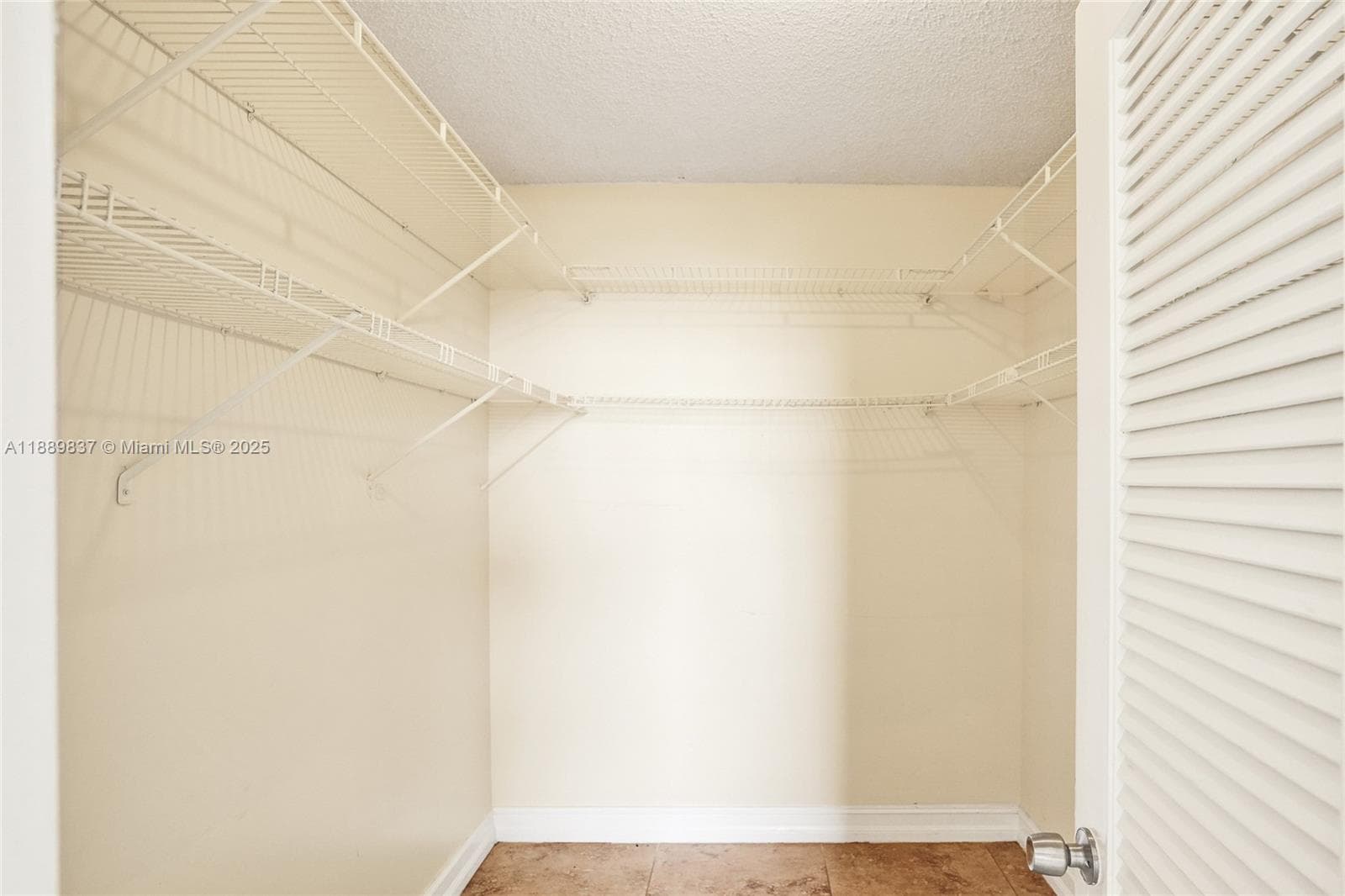 GREENWICH PH I CONDO · #A1213 in North Miami - Photo 27