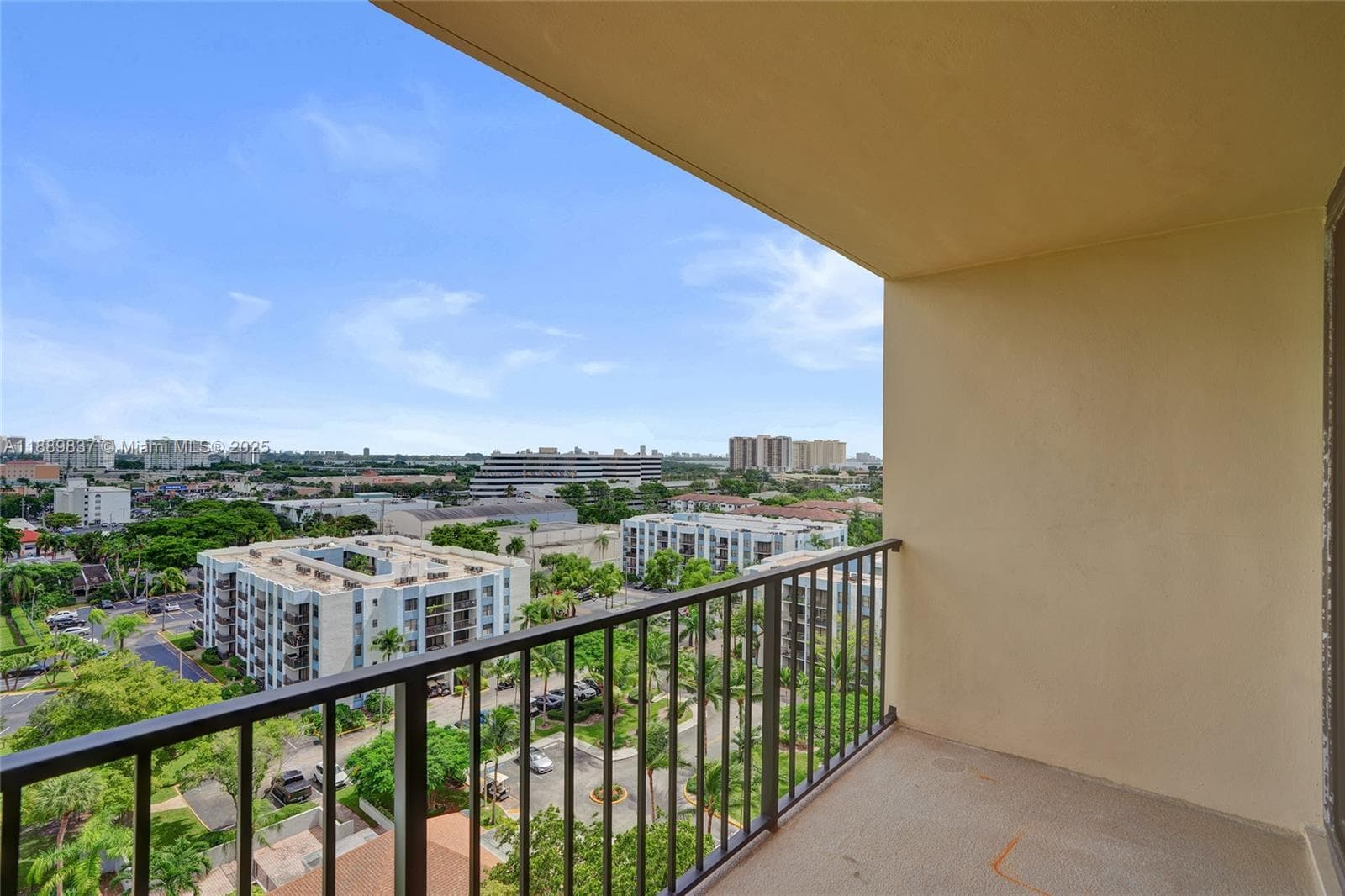 GREENWICH PH I CONDO · #A1213 in North Miami - Photo 13