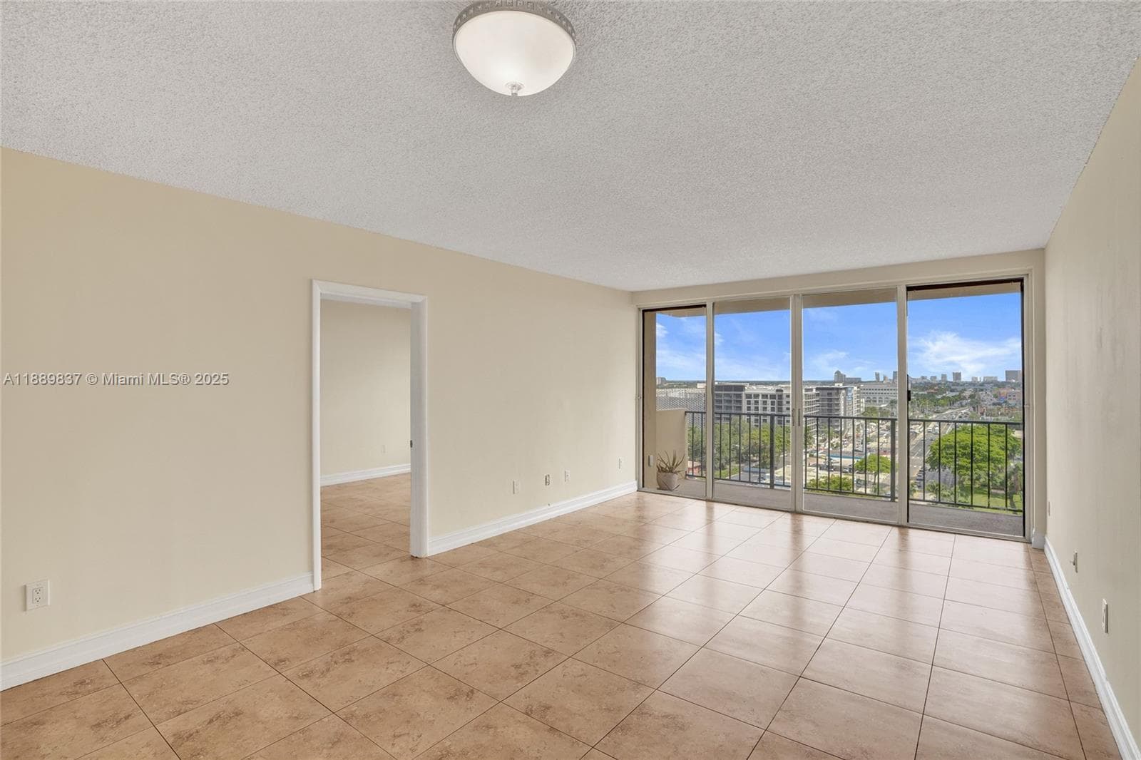 GREENWICH PH I CONDO · #A1213 in North Miami - Photo 16