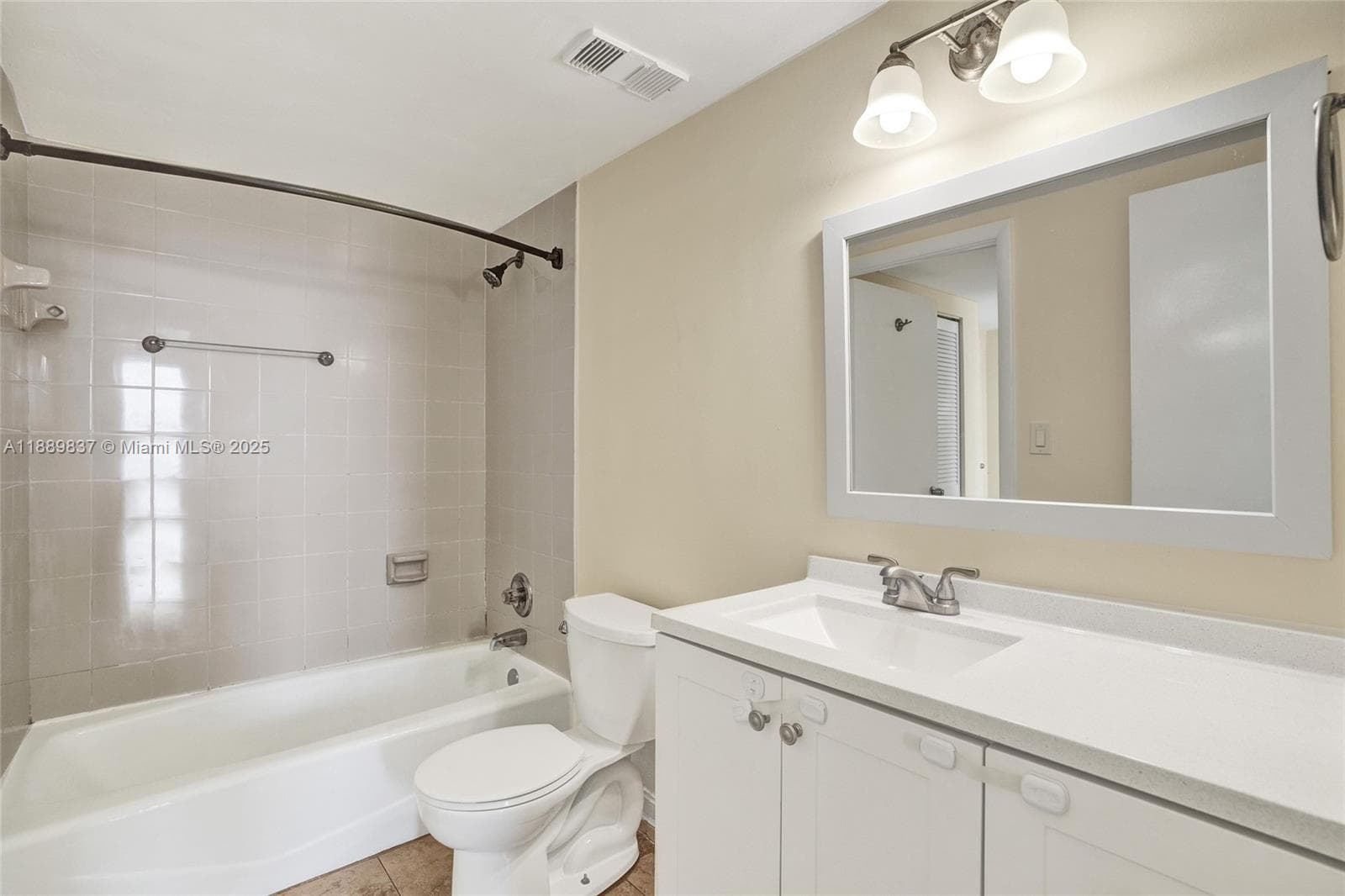 GREENWICH PH I CONDO · #A1213 in North Miami - Photo 36