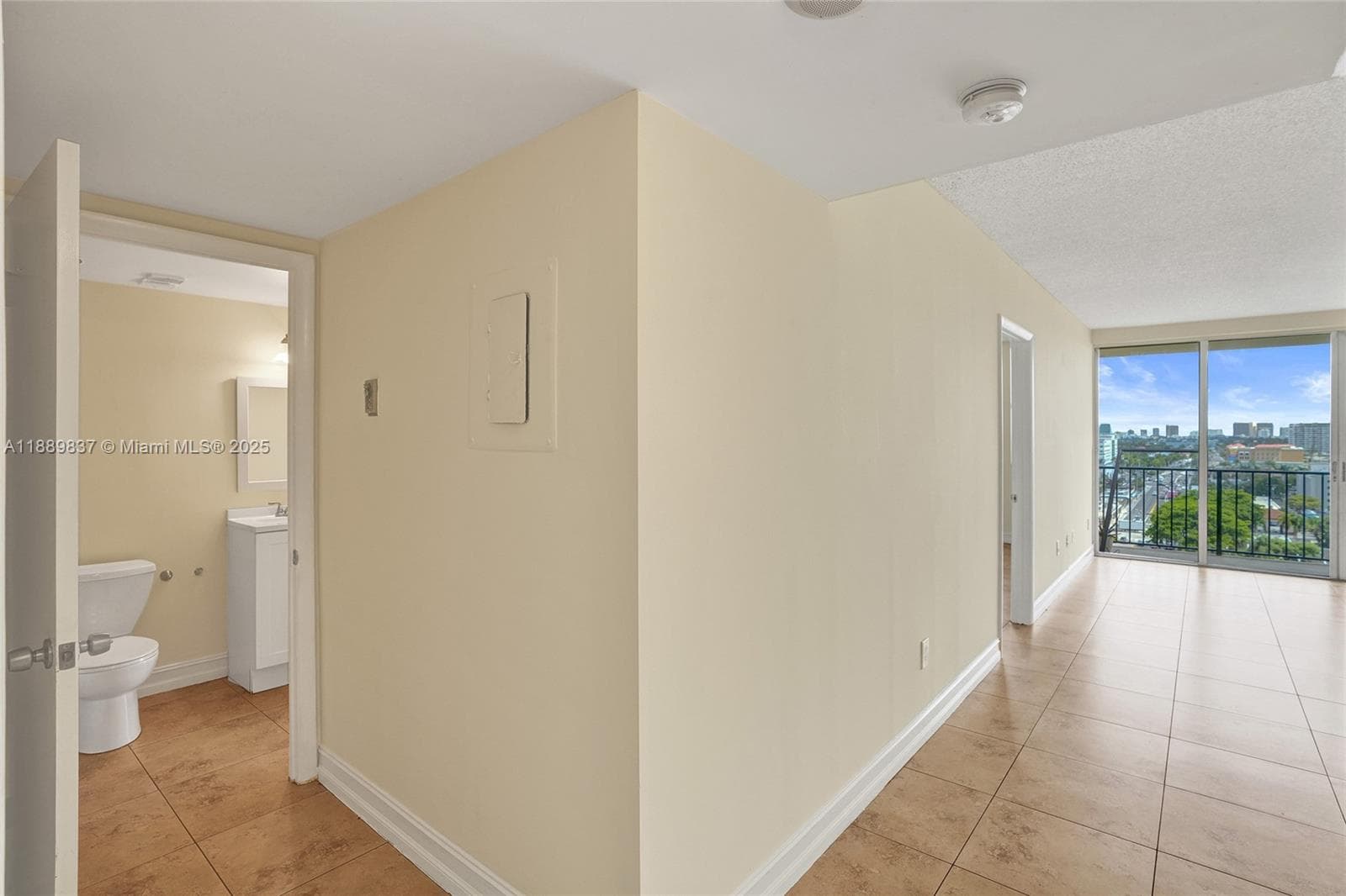 GREENWICH PH I CONDO · #A1213 in North Miami - Photo 18