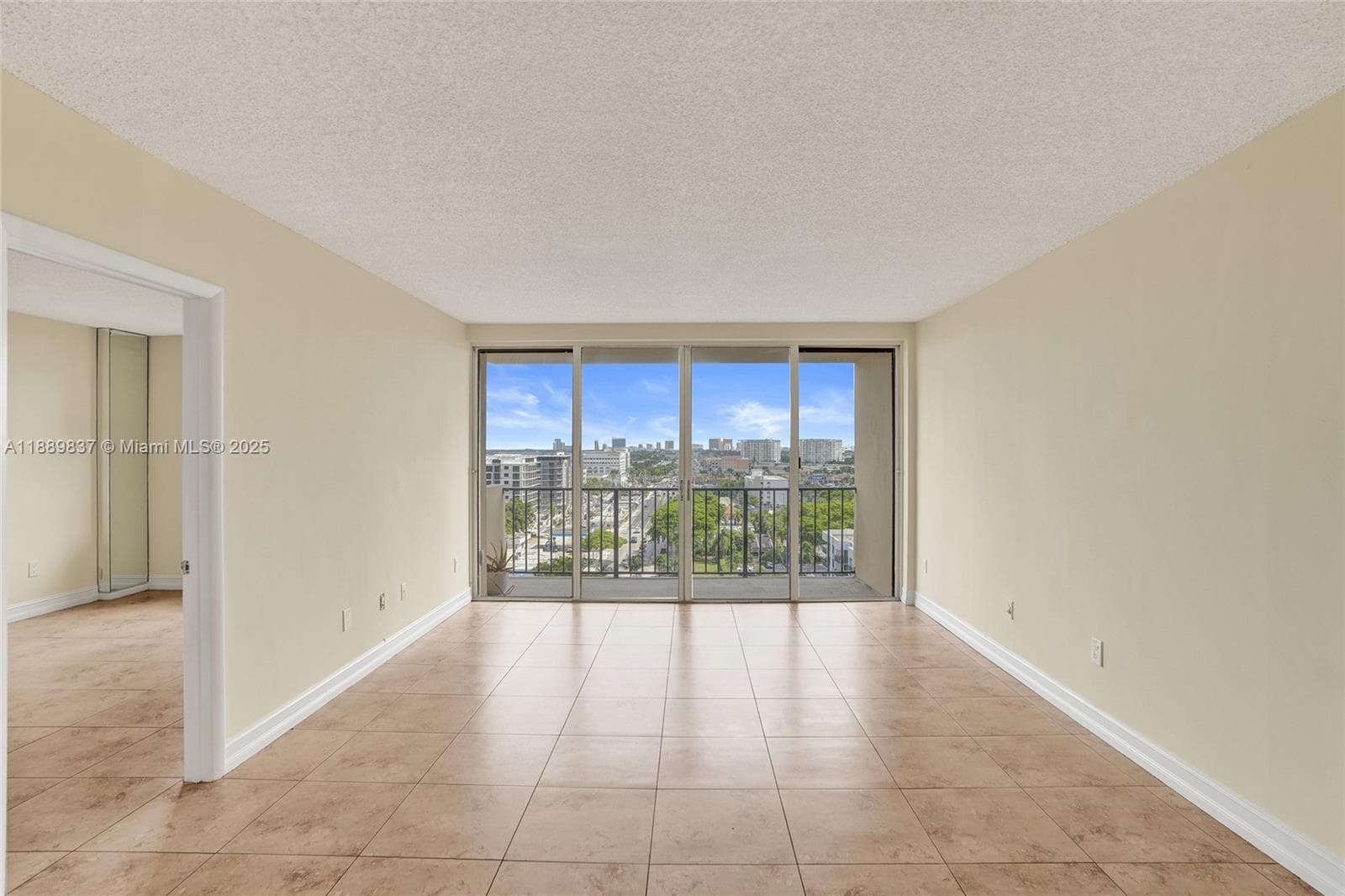 GREENWICH PH I CONDO · #A1213 in North Miami - Photo 15