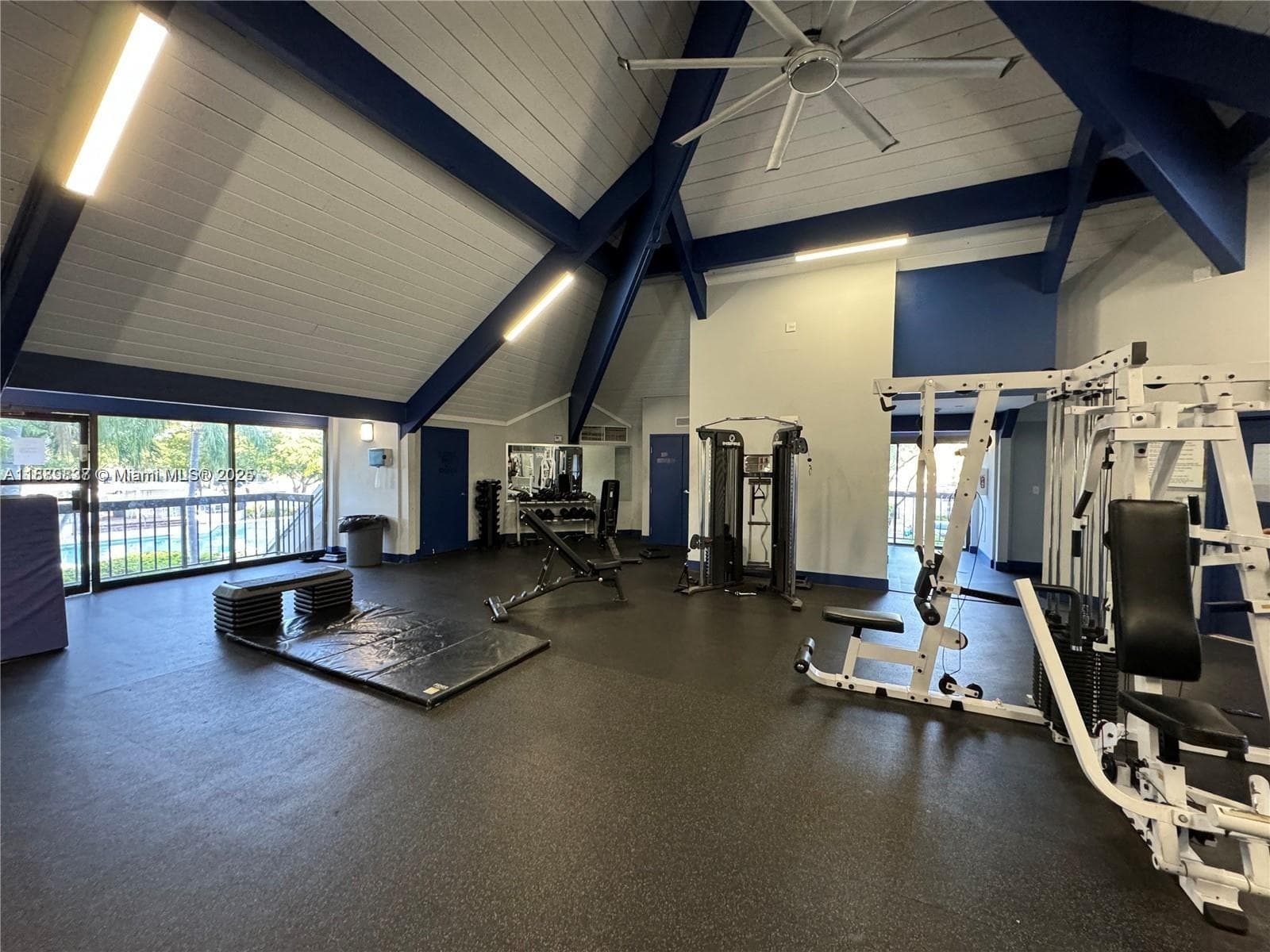 GREENWICH PH I CONDO · #A1213 in North Miami - Photo 8