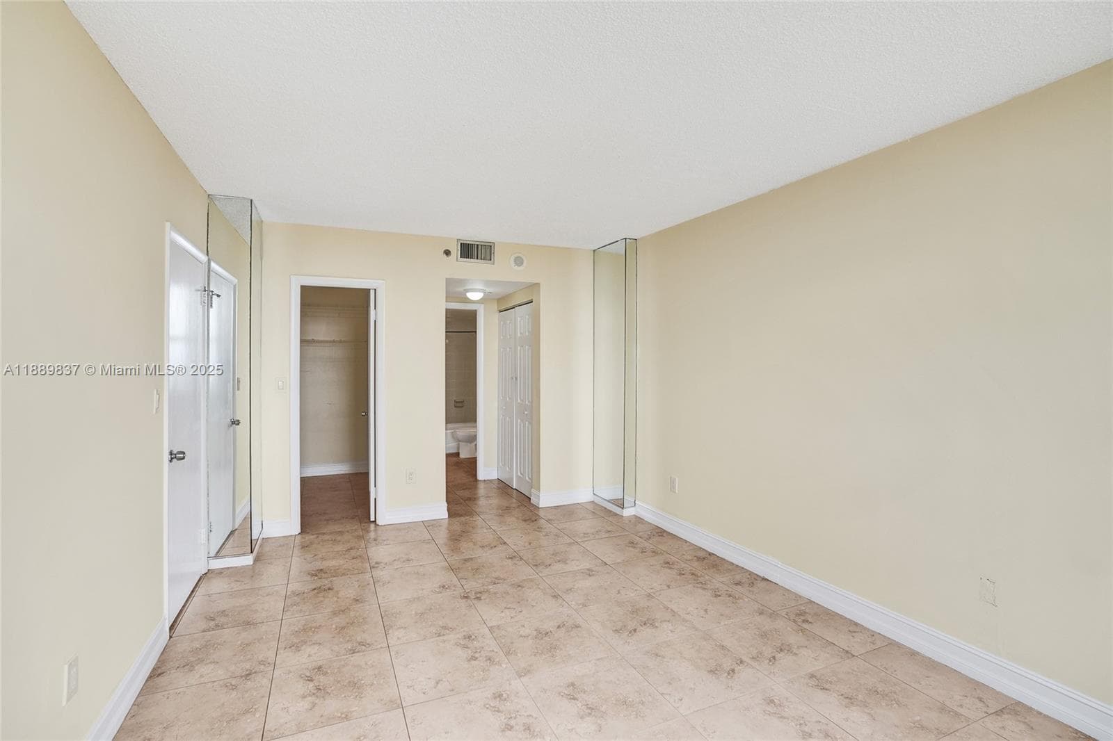 GREENWICH PH I CONDO · #A1213 in North Miami - Photo 25