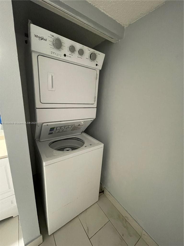 WINDWARD LAKES CONDO · #A101 in Pompano Beach - Photo 7