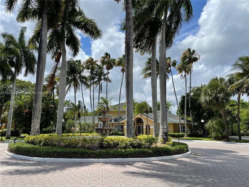 WINDWARD LAKES CONDO · #A101 in Pompano Beach - Photo 11