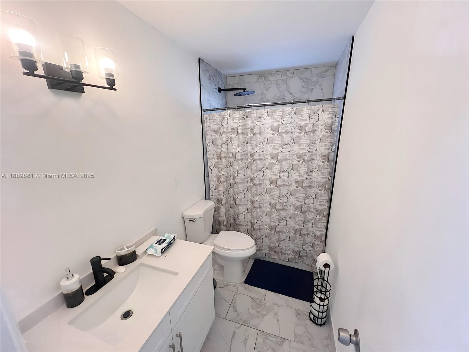 3361 NW 5th Pl photo 13