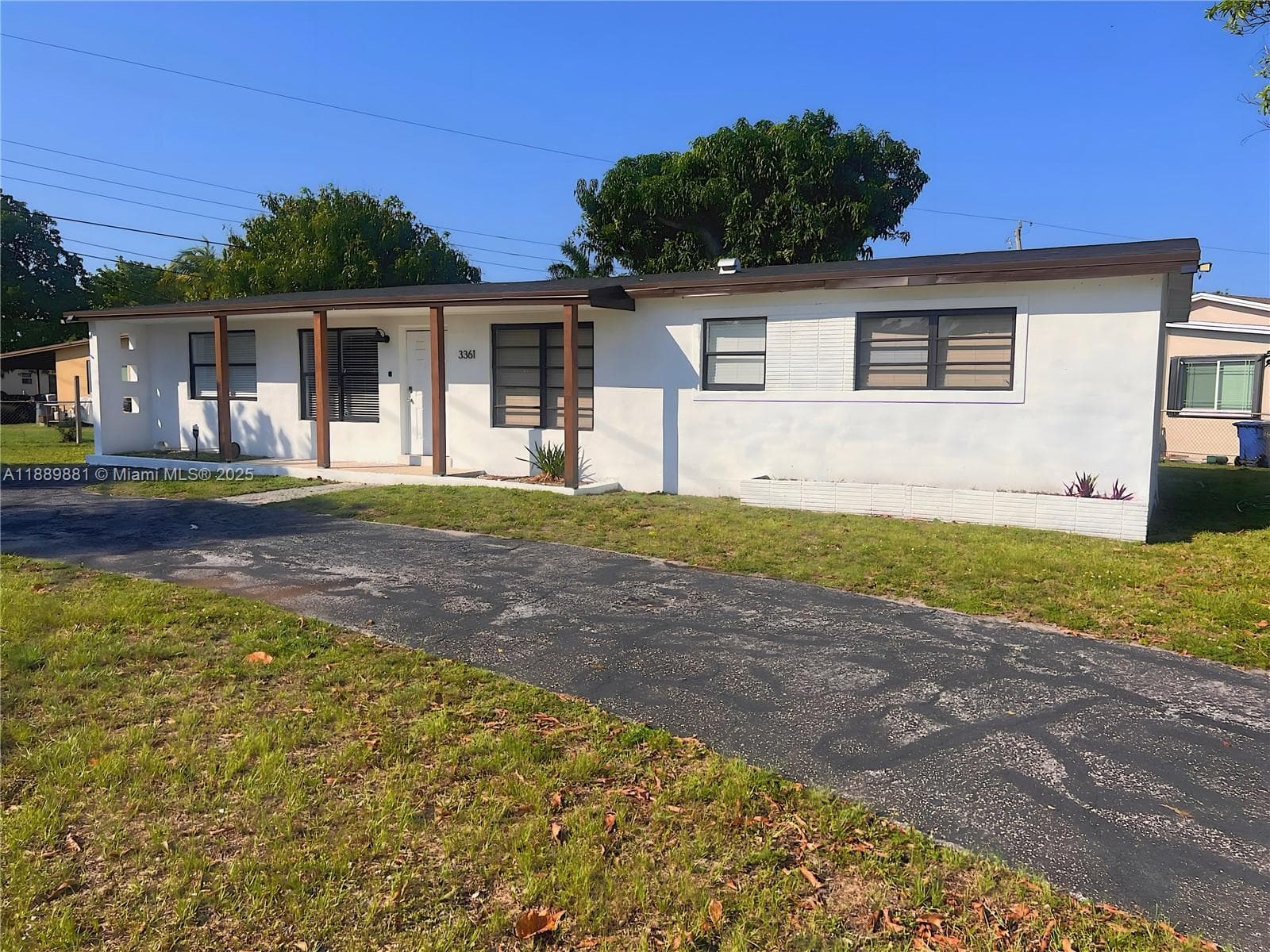 3361 NW 5th Pl photo 1