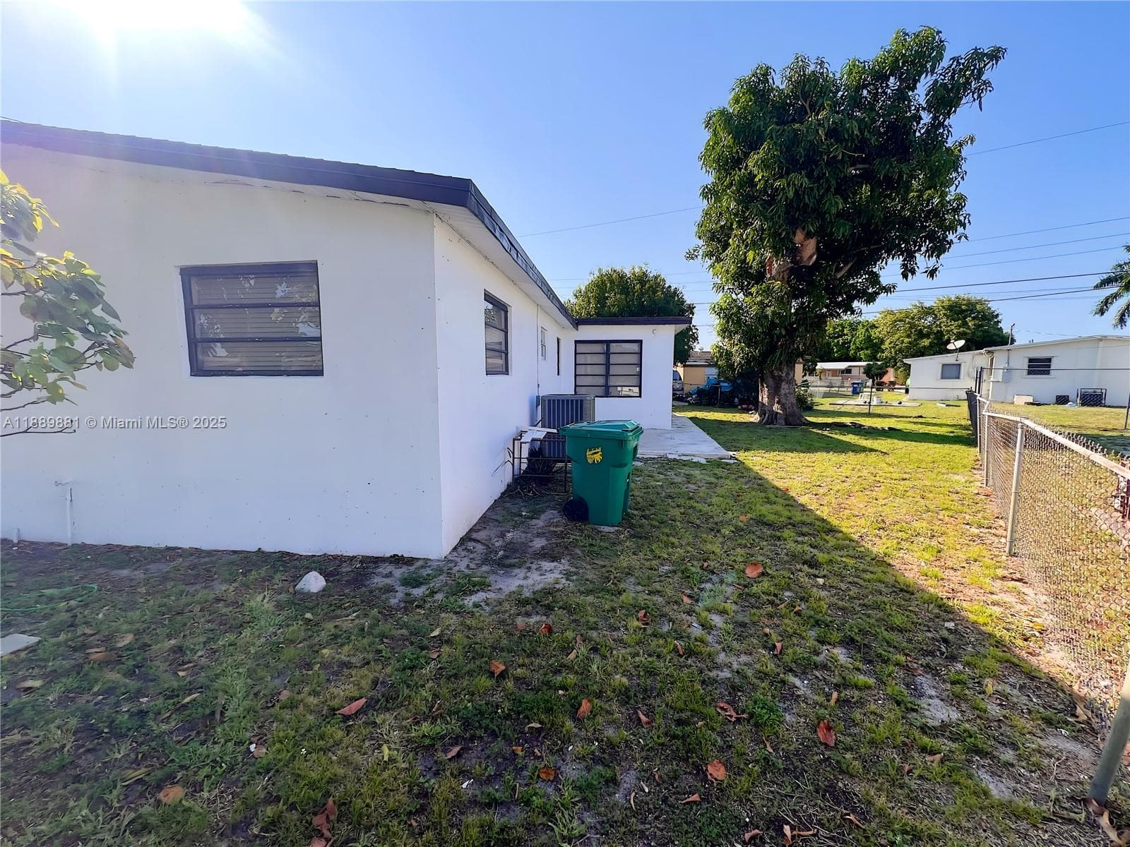 3361 NW 5th Pl photo 20