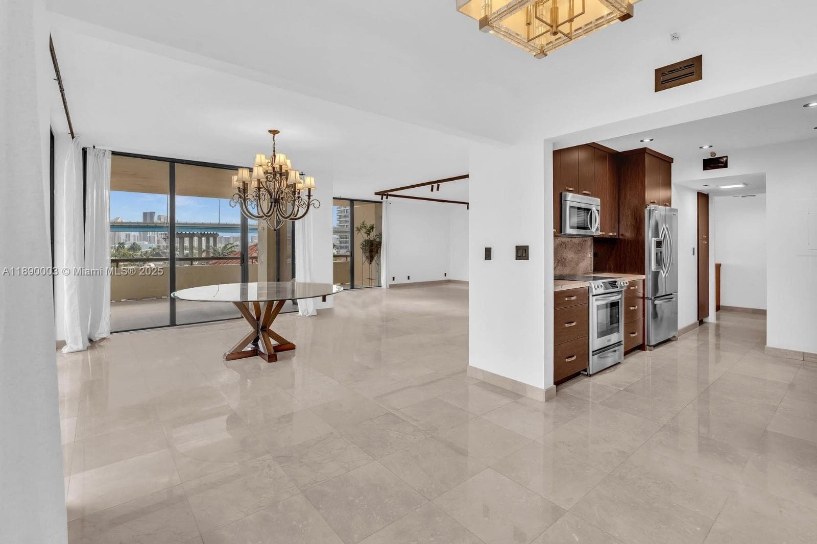 TURNBERRY TOWERS CONDO · #3J in Aventura - Photo 14
