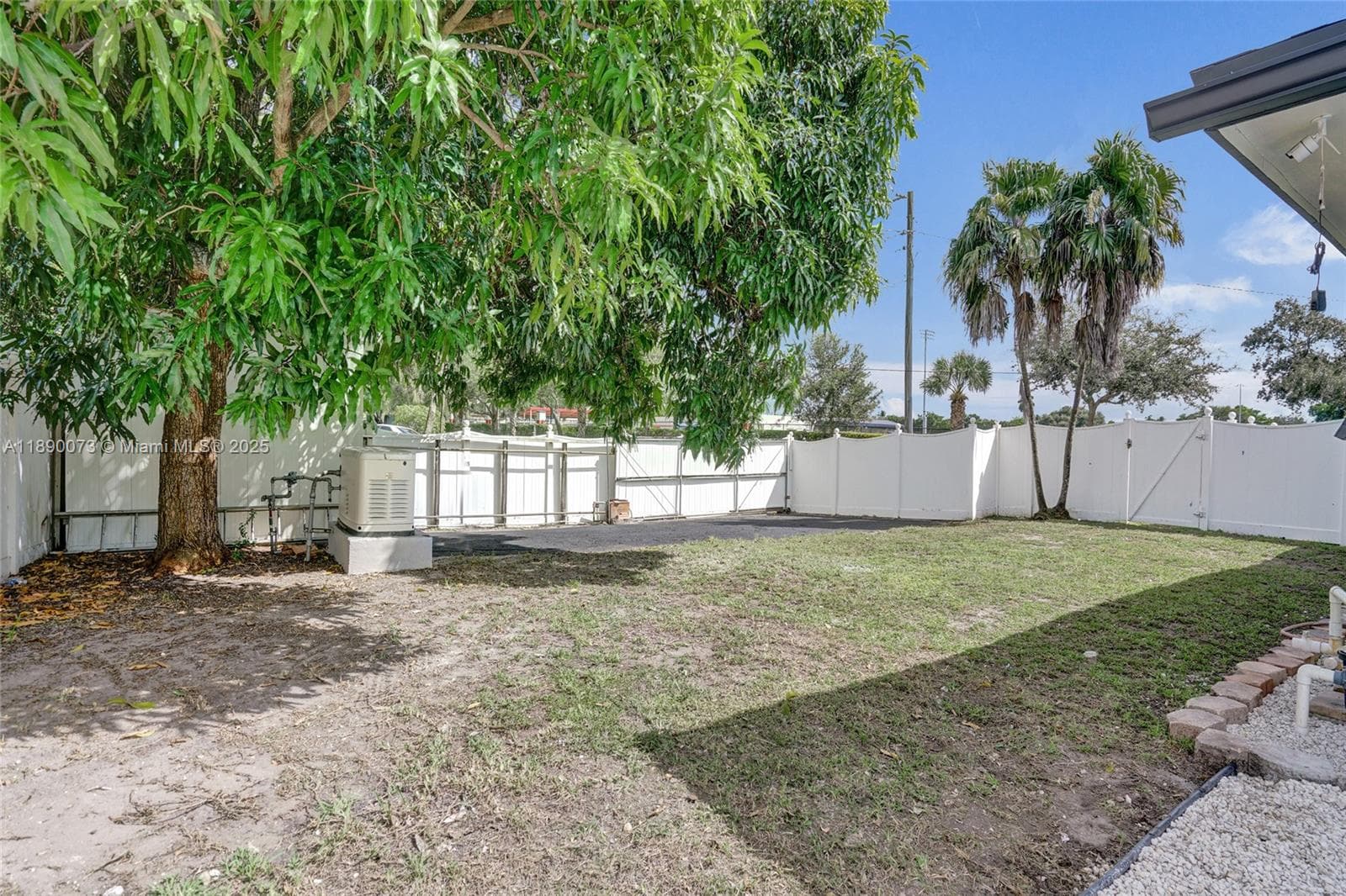 300 W Chaminade Dr photo 63