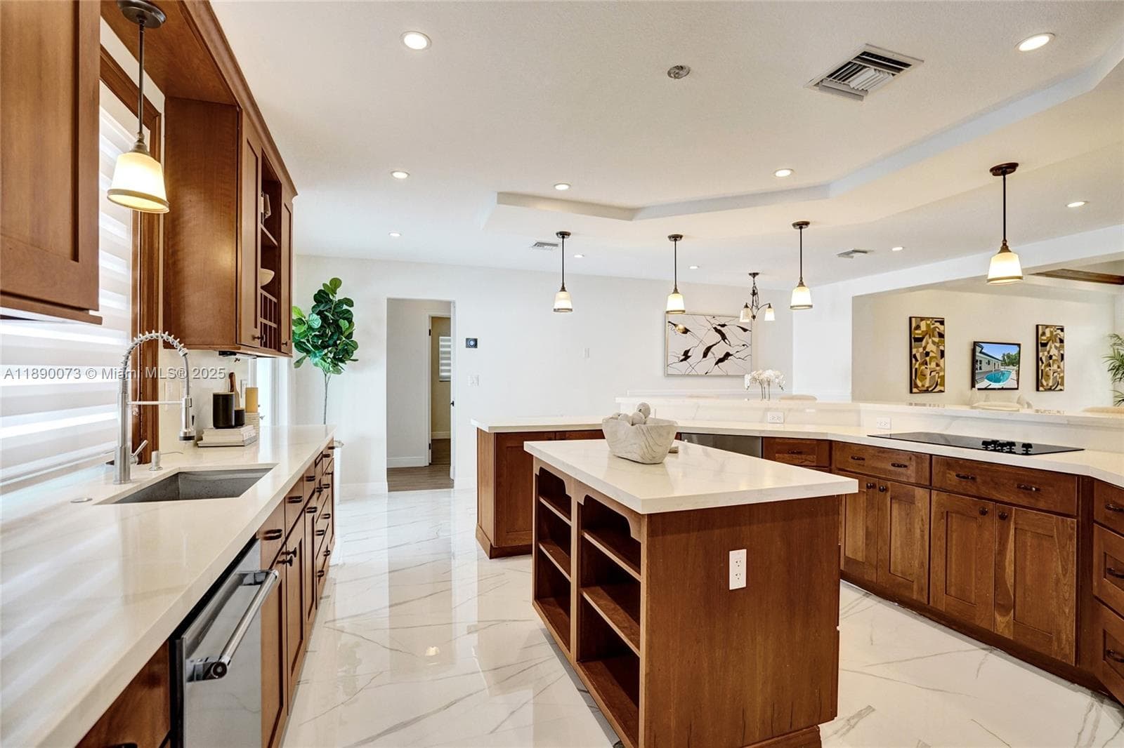 300 W Chaminade Dr photo 24