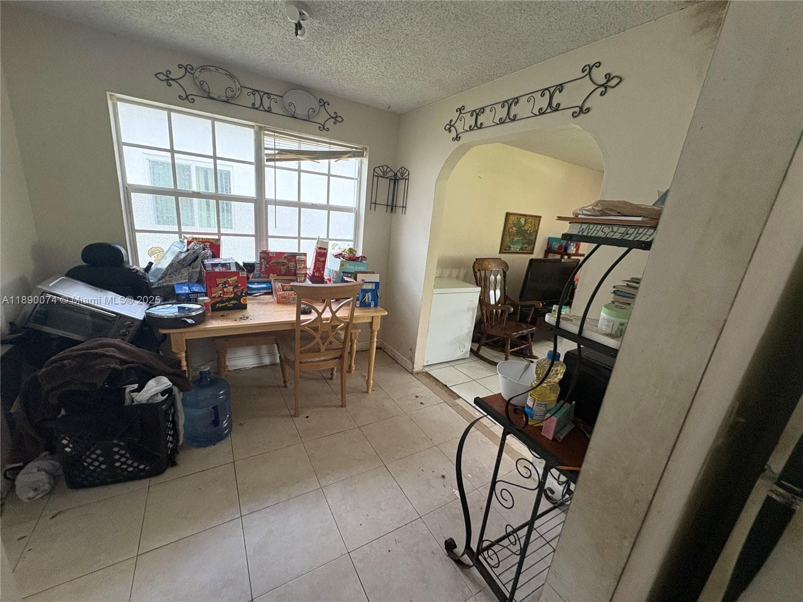 2837 NW 6th Ct photo 5