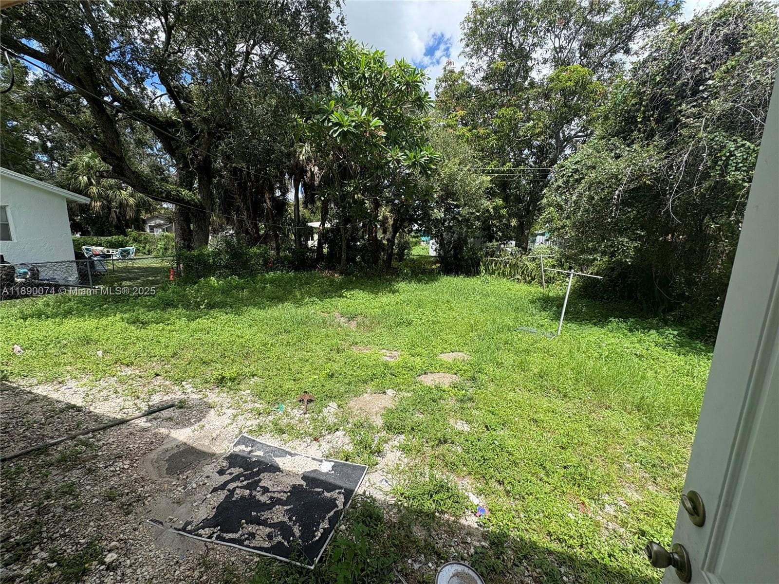 2837 NW 6th Ct photo 8