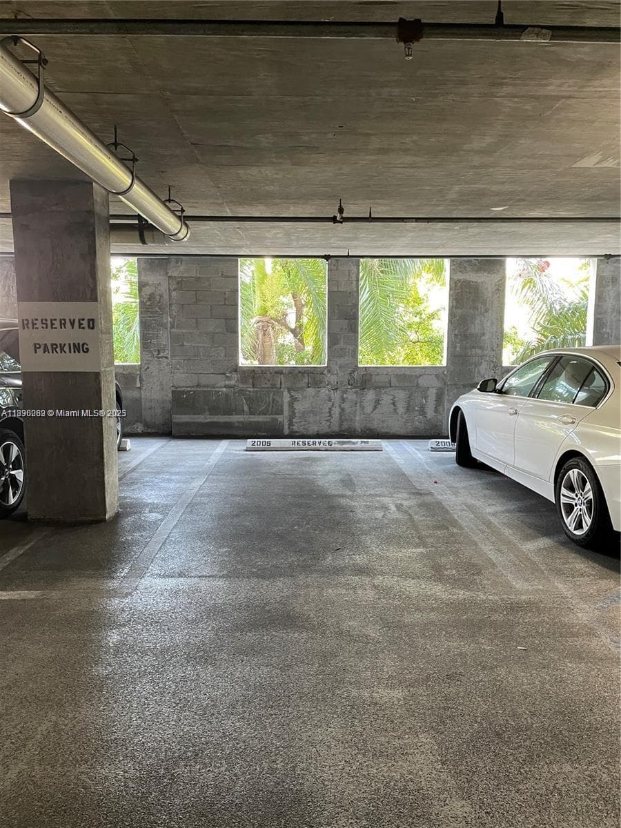Douglas Grand · #726 in Coral Gables - Photo 15