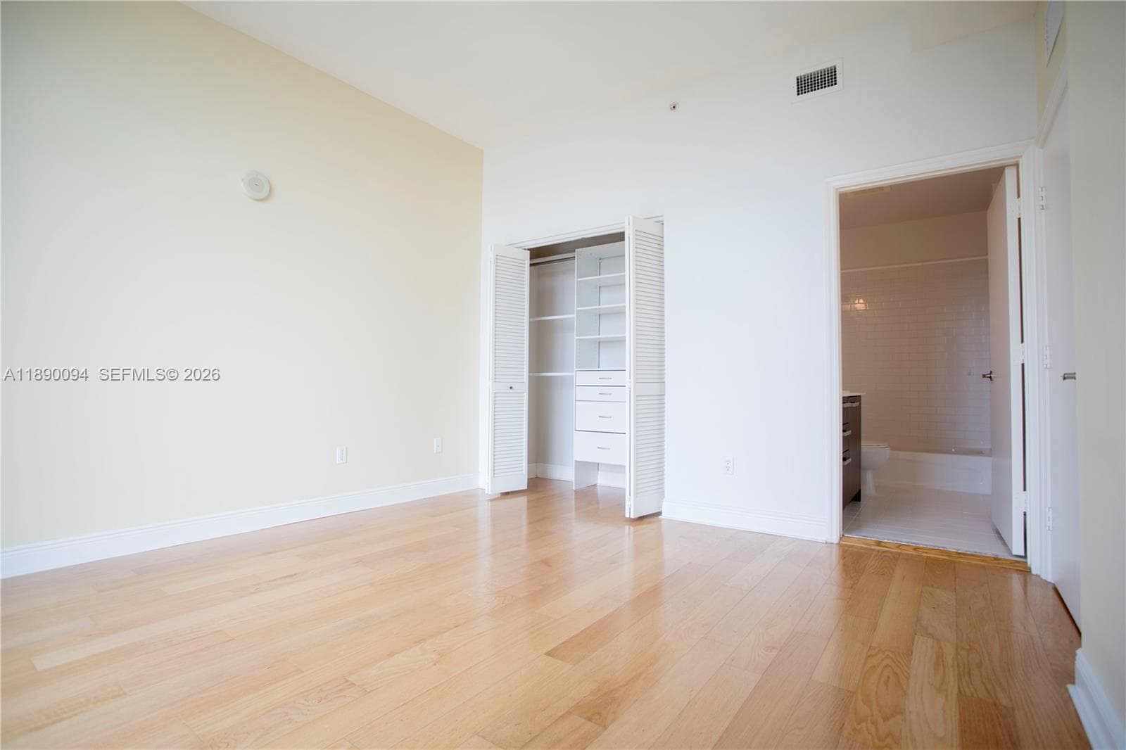NORDICA CONDO · #1106 in Miami - Photo 9