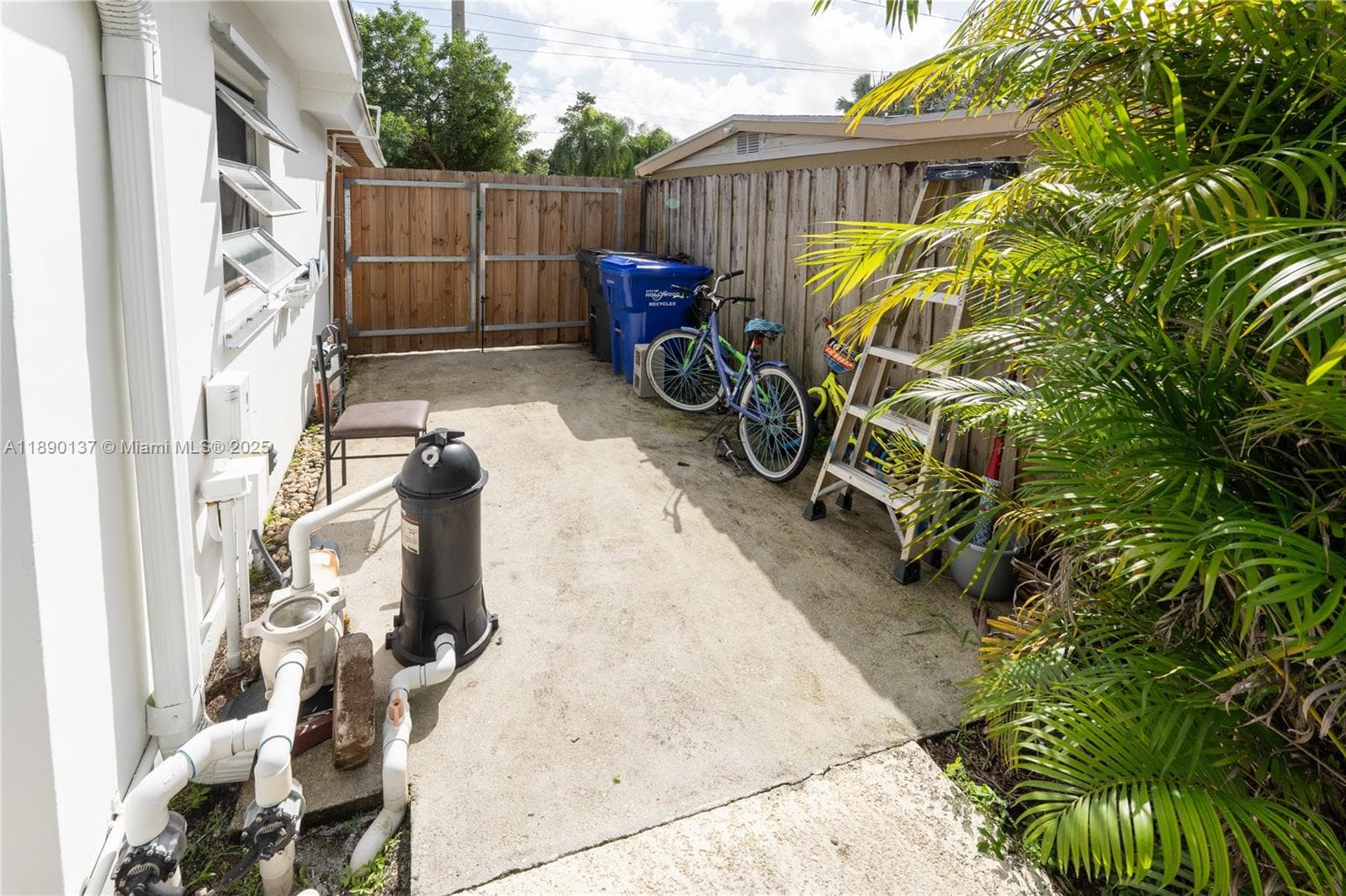 3036 N 58th Ave photo 15