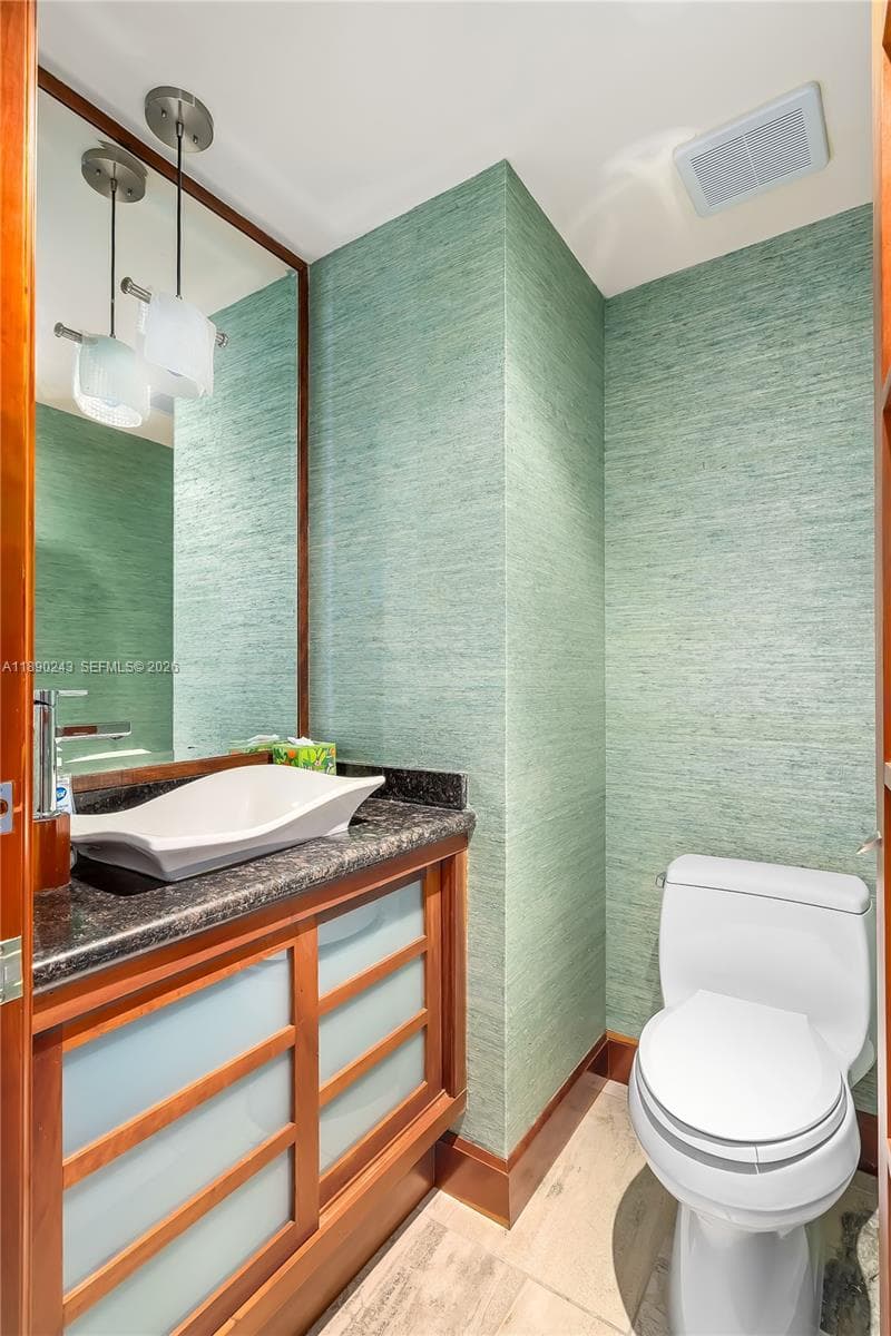 PALMS TOWER TWO CONDO · #23B in Fort Lauderdale - Photo 30