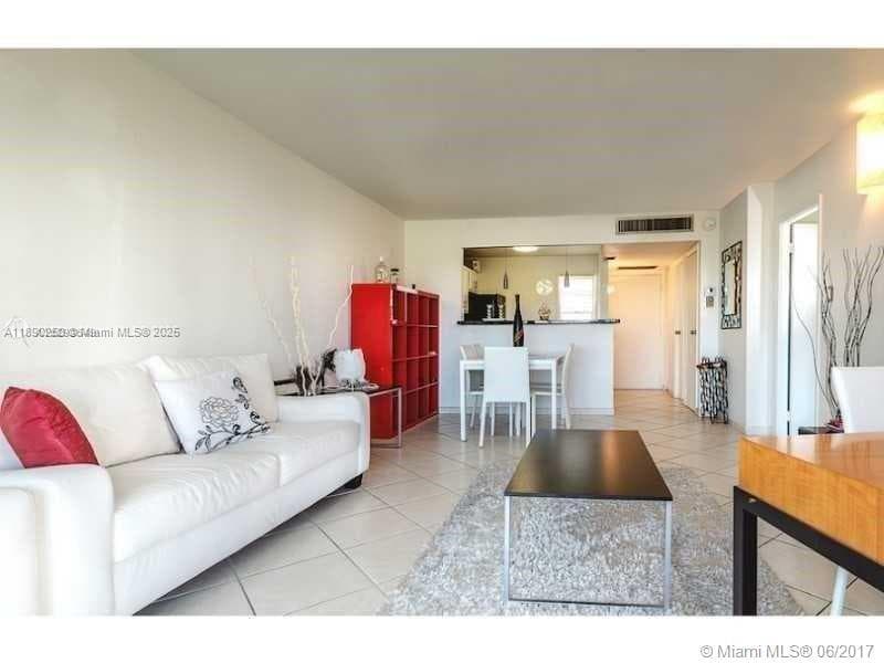 BISCAYA IV CONDO · #410 in Aventura - Photo 1