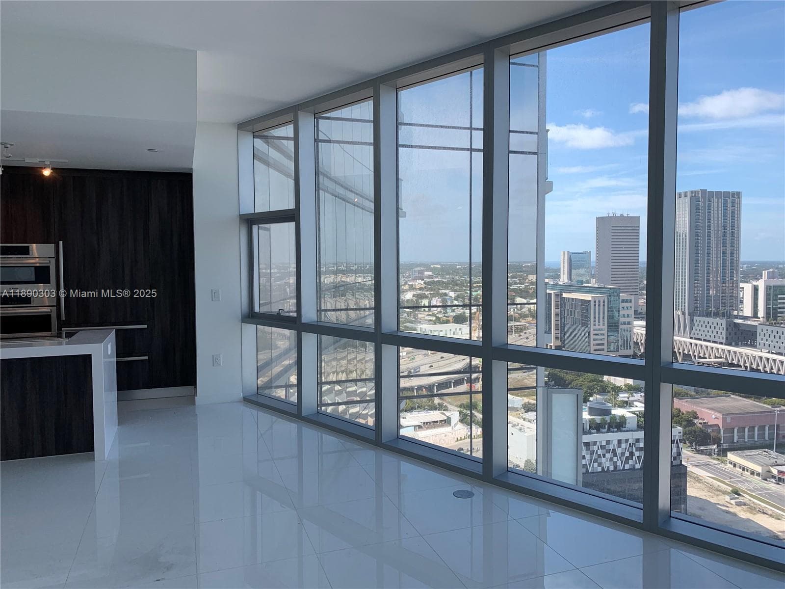 Paramount Miami Worldcenter · #2702 in Miami - Photo 3