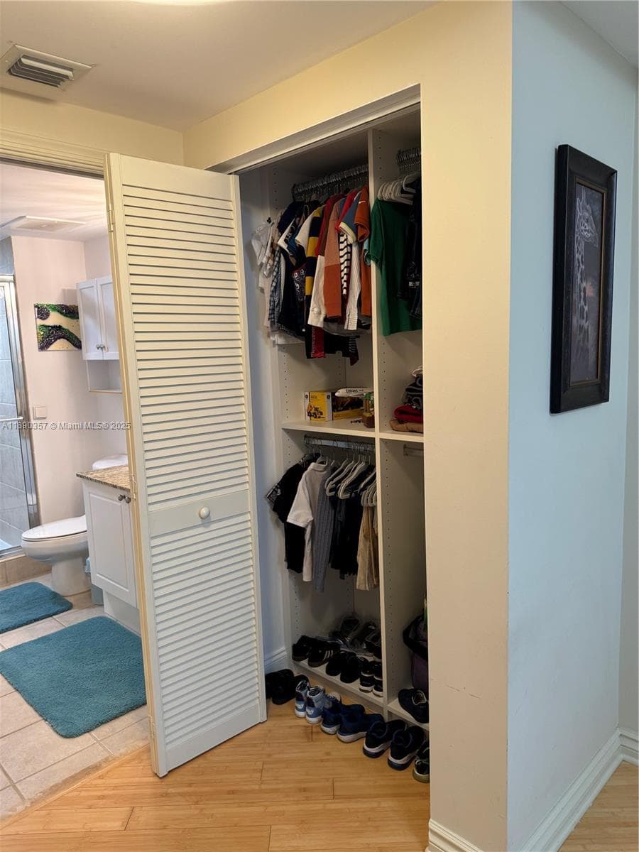 TURNBERRY ON THE GREEN CO · #2515 in Aventura - Photo 12
