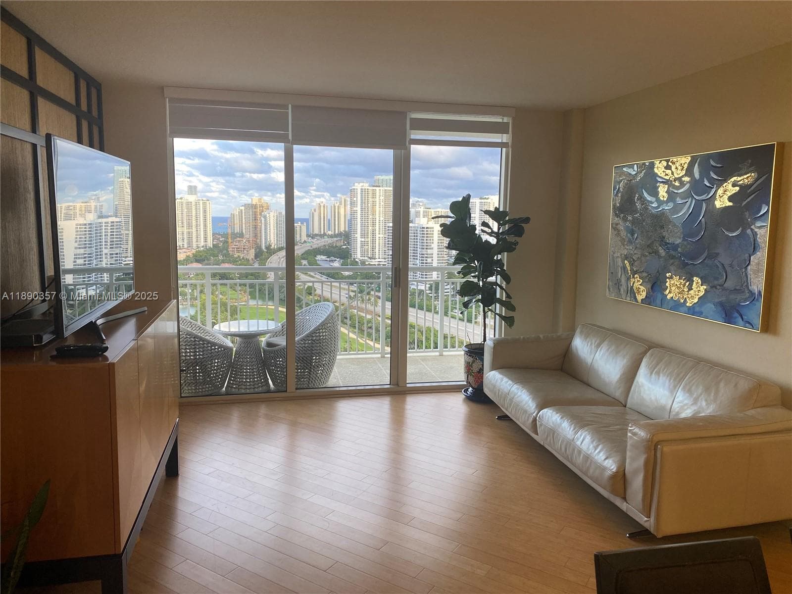 TURNBERRY ON THE GREEN CO · #2515 in Aventura - Photo 1