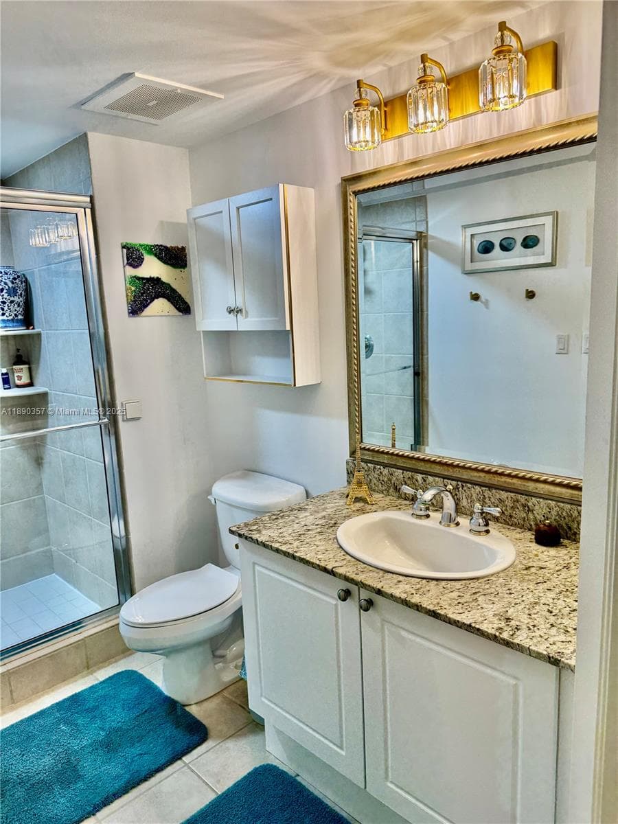 TURNBERRY ON THE GREEN CO · #2515 in Aventura - Photo 14