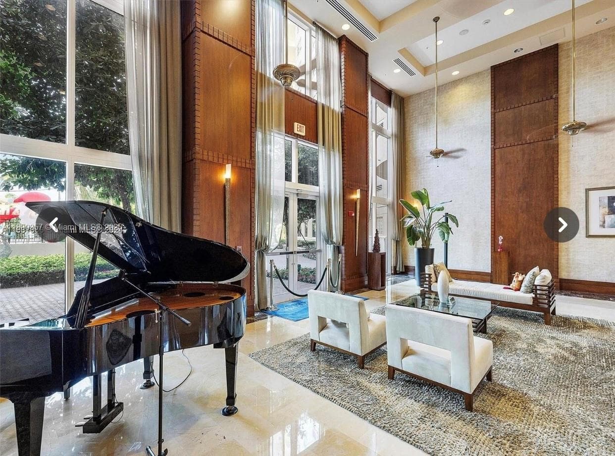 TURNBERRY ON THE GREEN CO · #2515 in Aventura - Photo 18