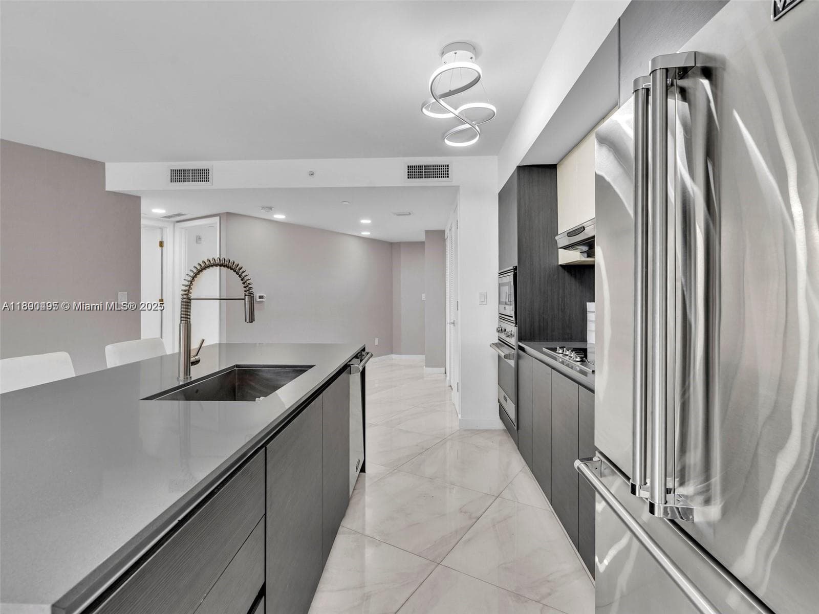 O RESIDENCE · #302 in Bay Harbor Islands - Photo 9