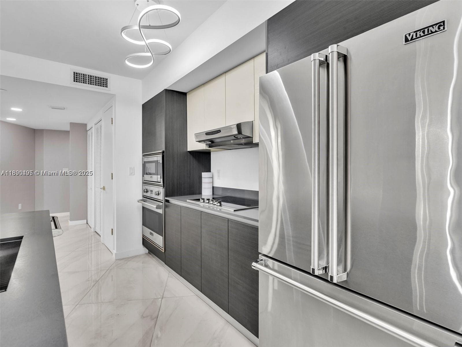 O RESIDENCE · #302 in Bay Harbor Islands - Photo 10