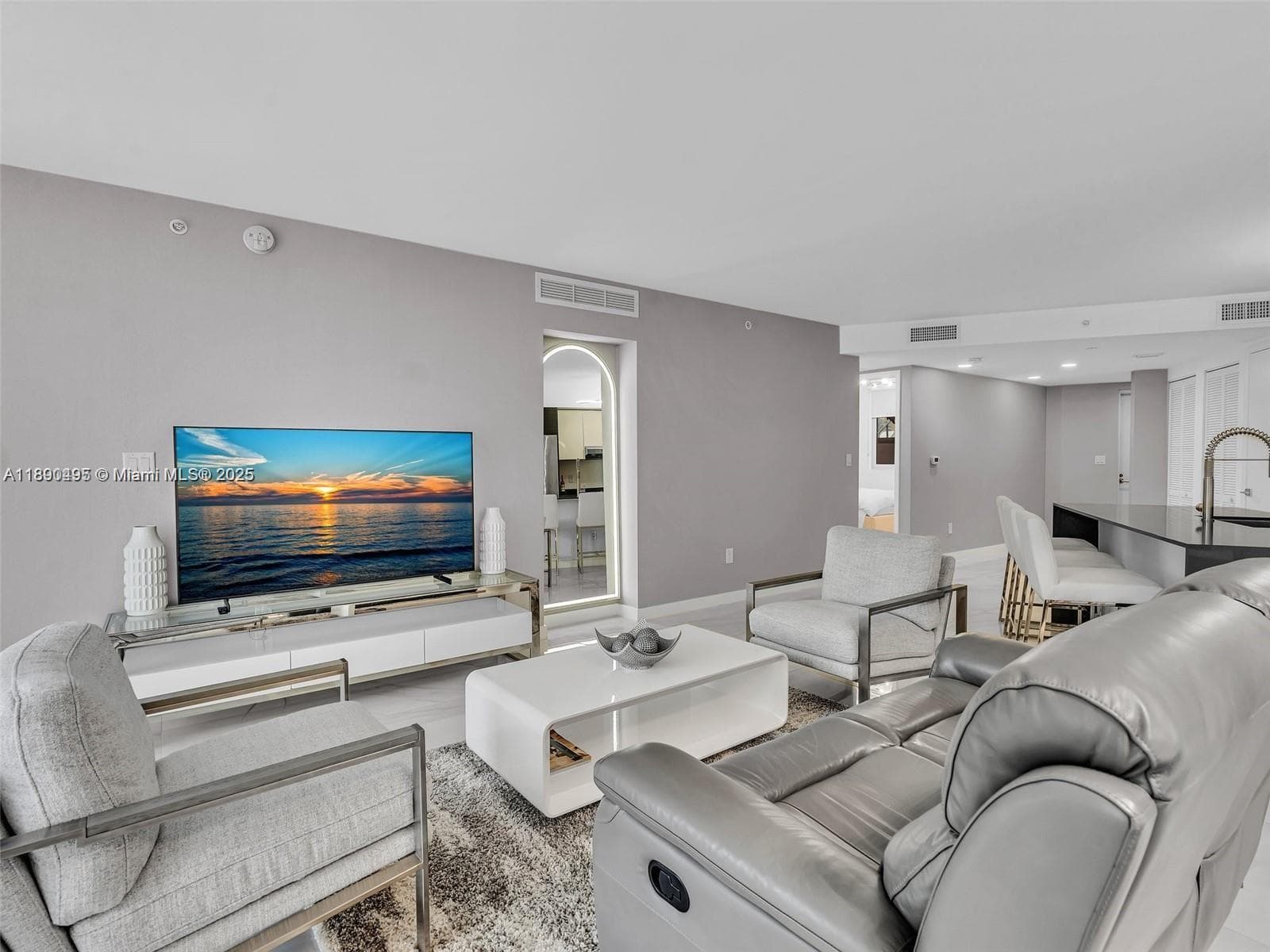 O RESIDENCE · #302 in Bay Harbor Islands - Photo 18