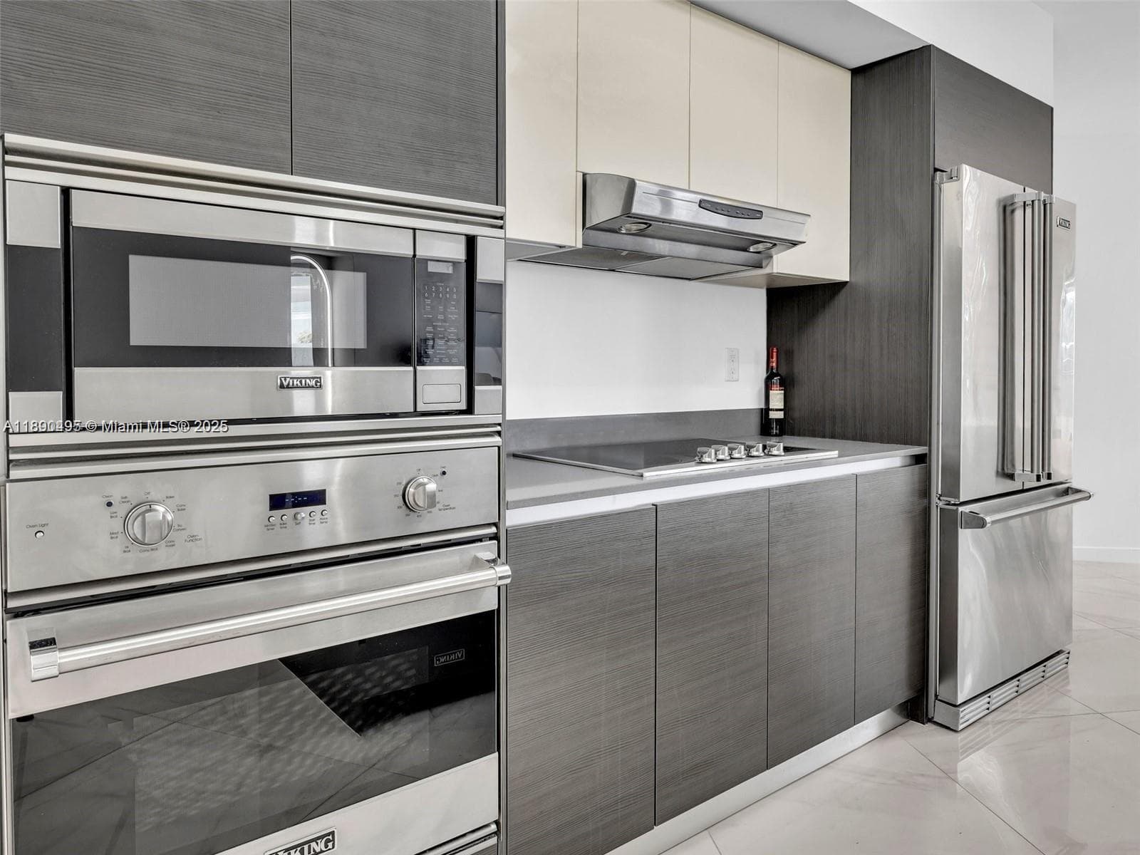 O RESIDENCE · #302 in Bay Harbor Islands - Photo 11
