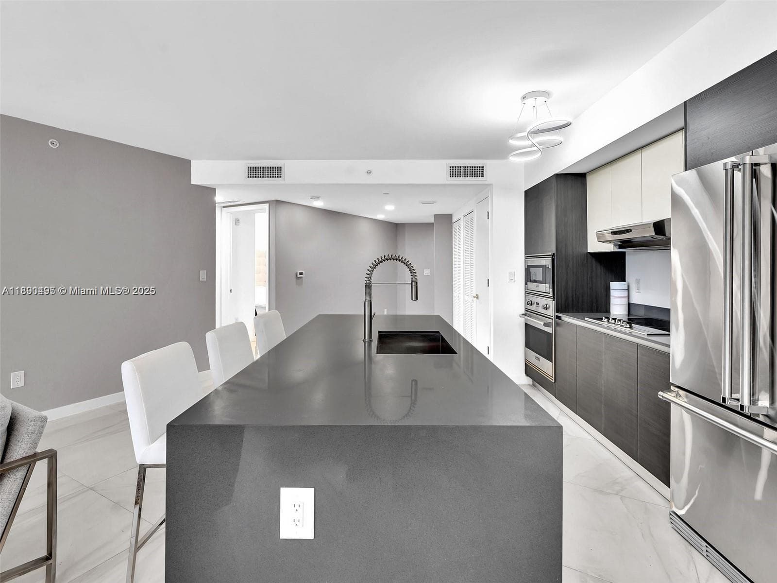 O RESIDENCE · #302 in Bay Harbor Islands - Photo 8