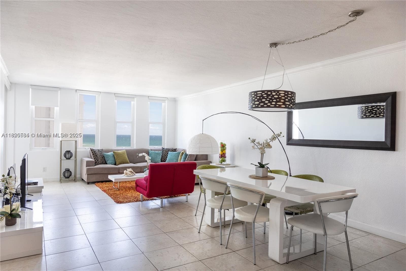 THE CARRIAGE HOUSE CONDO · #1111 in Miami Beach - Photo 16