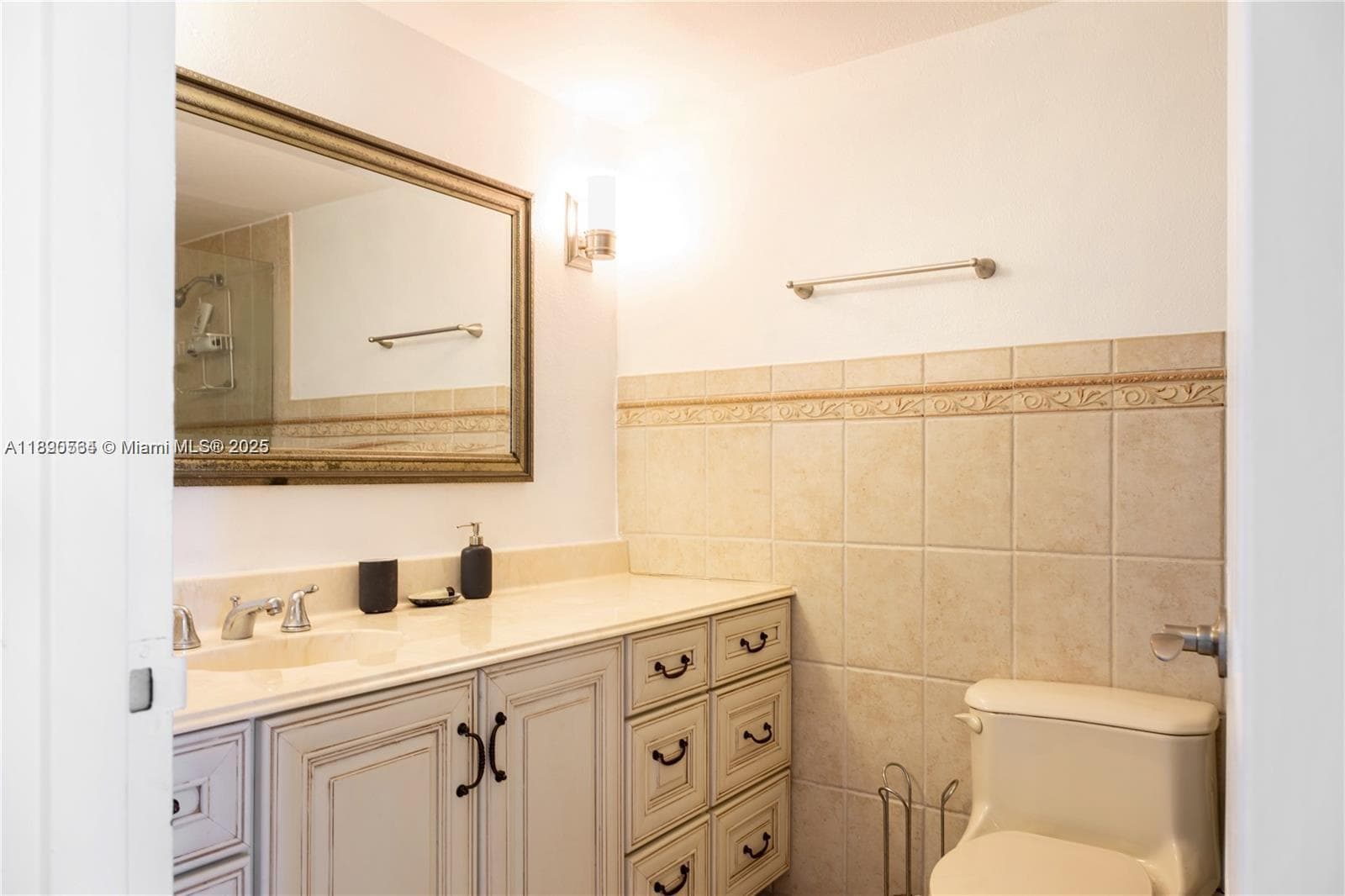 THE CARRIAGE HOUSE CONDO · #1111 in Miami Beach - Photo 20